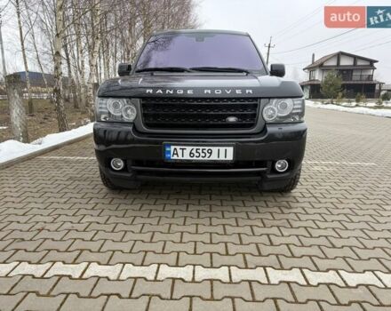 Черный Ленд Ровер Рендж Ровер, объемом двигателя 5 л и пробегом 220 тыс. км за 14000 $, фото 11 на Automoto.ua