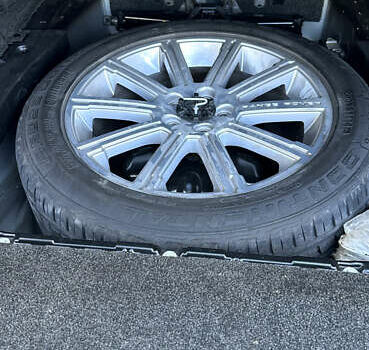 Чорний Ленд Ровер Рендж Ровер, об'ємом двигуна 5 л та пробігом 187 тис. км за 14900 $, фото 6 на Automoto.ua