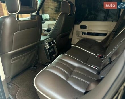 Чорний Ленд Ровер Рендж Ровер, об'ємом двигуна 5 л та пробігом 200 тис. км за 10999 $, фото 24 на Automoto.ua