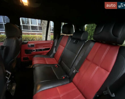 Чорний Ленд Ровер Рендж Ровер, об'ємом двигуна 5 л та пробігом 200 тис. км за 19500 $, фото 16 на Automoto.ua