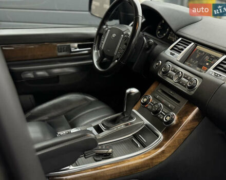 Черный Ленд Ровер Рендж Ровер, объемом двигателя 3 л и пробегом 252 тыс. км за 14500 $, фото 3 на Automoto.ua