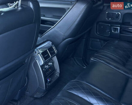 Чорний Ленд Ровер Рендж Ровер, об'ємом двигуна 5 л та пробігом 190 тис. км за 13999 $, фото 13 на Automoto.ua