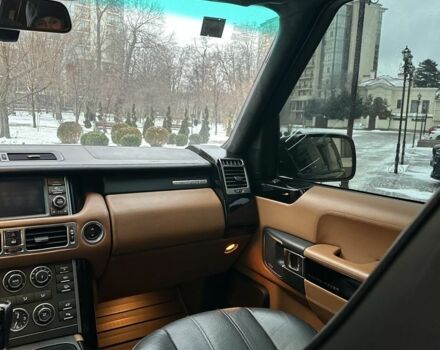 Чорний Ленд Ровер Рендж Ровер, об'ємом двигуна 5 л та пробігом 220 тис. км за 15000 $, фото 12 на Automoto.ua