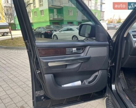 Чорний Ленд Ровер Рендж Ровер, об'ємом двигуна 3 л та пробігом 260 тис. км за 16900 $, фото 32 на Automoto.ua