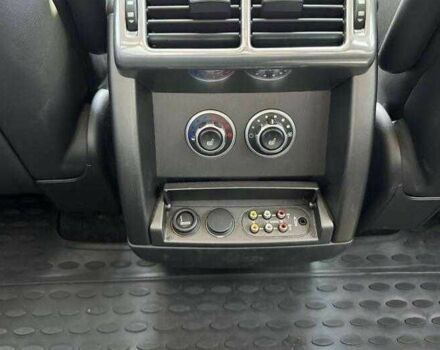 Черный Ленд Ровер Рендж Ровер, объемом двигателя 5 л и пробегом 156 тыс. км за 12500 $, фото 16 на Automoto.ua