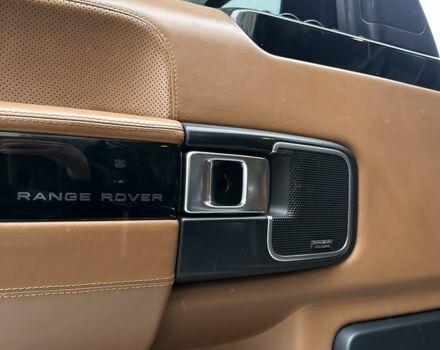 Чорний Ленд Ровер Рендж Ровер, об'ємом двигуна 5 л та пробігом 220 тис. км за 15000 $, фото 15 на Automoto.ua