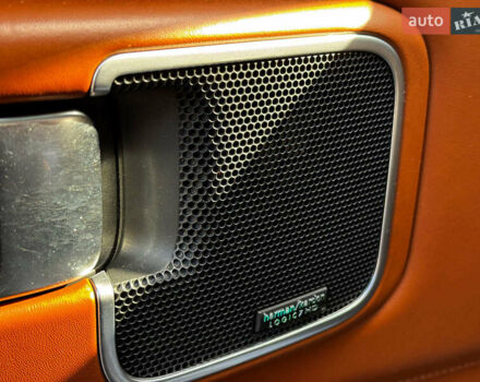 Чорний Ленд Ровер Рендж Ровер, об'ємом двигуна 5 л та пробігом 280 тис. км за 15490 $, фото 13 на Automoto.ua