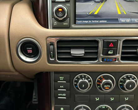 Черный Ленд Ровер Рендж Ровер, объемом двигателя 5 л и пробегом 168 тыс. км за 15900 $, фото 29 на Automoto.ua