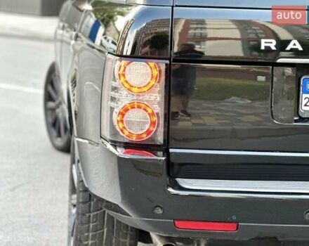 Чорний Ленд Ровер Рендж Ровер, об'ємом двигуна 5 л та пробігом 195 тис. км за 21000 $, фото 16 на Automoto.ua