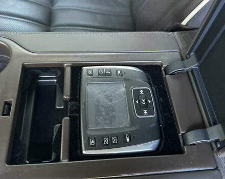 Чорний Ленд Ровер Рендж Ровер, об'ємом двигуна 5 л та пробігом 187 тис. км за 14900 $, фото 46 на Automoto.ua