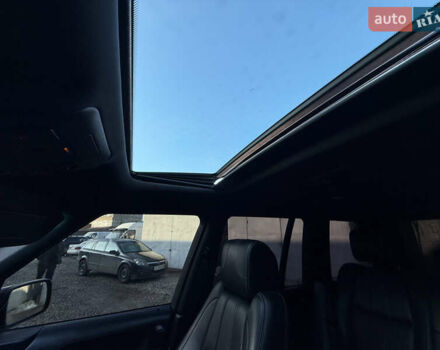 Черный Ленд Ровер Рендж Ровер, объемом двигателя 5 л и пробегом 215 тыс. км за 13500 $, фото 23 на Automoto.ua