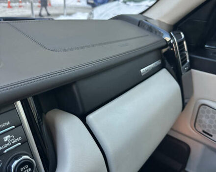 Чорний Ленд Ровер Рендж Ровер, об'ємом двигуна 5 л та пробігом 187 тис. км за 14900 $, фото 69 на Automoto.ua