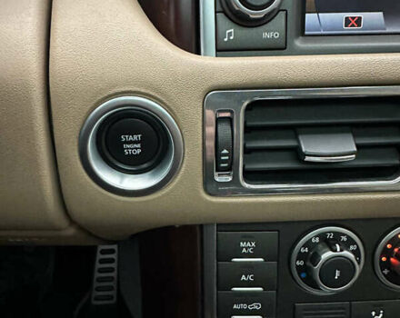 Черный Ленд Ровер Рендж Ровер, объемом двигателя 5 л и пробегом 168 тыс. км за 15900 $, фото 34 на Automoto.ua