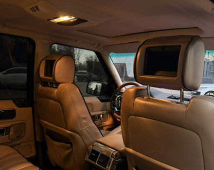 Черный Ленд Ровер Рендж Ровер, объемом двигателя 5 л и пробегом 240 тыс. км за 12500 $, фото 12 на Automoto.ua