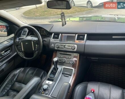 Чорний Ленд Ровер Рендж Ровер, об'ємом двигуна 3 л та пробігом 260 тис. км за 16900 $, фото 45 на Automoto.ua