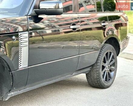 Чорний Ленд Ровер Рендж Ровер, об'ємом двигуна 5 л та пробігом 195 тис. км за 21000 $, фото 14 на Automoto.ua