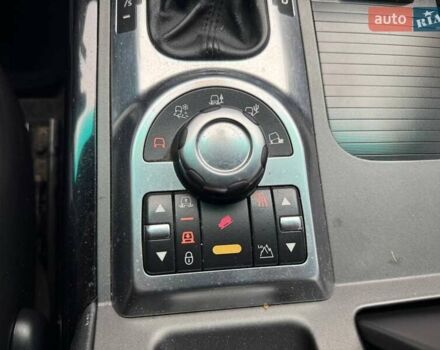 Чорний Ленд Ровер Рендж Ровер, об'ємом двигуна 5 л та пробігом 202 тис. км за 19990 $, фото 20 на Automoto.ua