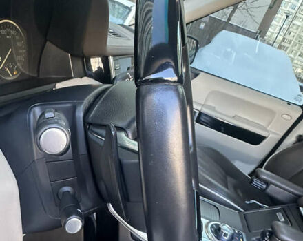 Чорний Ленд Ровер Рендж Ровер, об'ємом двигуна 5 л та пробігом 187 тис. км за 14900 $, фото 57 на Automoto.ua