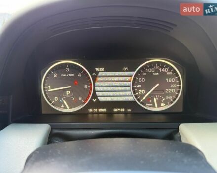 Чорний Ленд Ровер Рендж Ровер, об'ємом двигуна 3.63 л та пробігом 327 тис. км за 14900 $, фото 12 на Automoto.ua