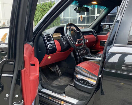 Чорний Ленд Ровер Рендж Ровер, об'ємом двигуна 5 л та пробігом 200 тис. км за 19500 $, фото 11 на Automoto.ua