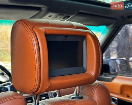 Чорний Ленд Ровер Рендж Ровер, об'ємом двигуна 5 л та пробігом 280 тис. км за 15490 $, фото 34 на Automoto.ua