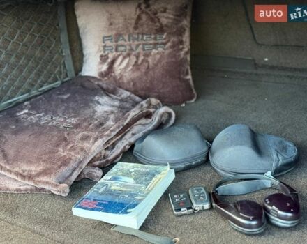 Чорний Ленд Ровер Рендж Ровер, об'ємом двигуна 3.63 л та пробігом 328 тис. км за 14900 $, фото 15 на Automoto.ua