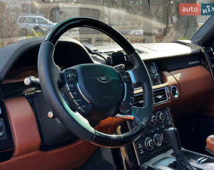 Чорний Ленд Ровер Рендж Ровер, об'ємом двигуна 5 л та пробігом 280 тис. км за 15490 $, фото 15 на Automoto.ua