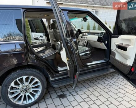 Чорний Ленд Ровер Рендж Ровер, об'ємом двигуна 3.63 л та пробігом 327 тис. км за 14900 $, фото 17 на Automoto.ua