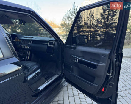 Ленд Ровер Рендж Ровер 2010 у Івано-Франківську на Automoto.ua Чорний Ленд Ровер Рендж Ровер, об'ємом двигуна 5 л та пробігом 250 тис. км за 12950 $, фото 19 на Automoto.ua