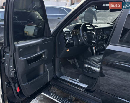 Черный Ленд Ровер Рендж Ровер, объемом двигателя 5 л и пробегом 215 тыс. км за 13500 $, фото 8 на Automoto.ua