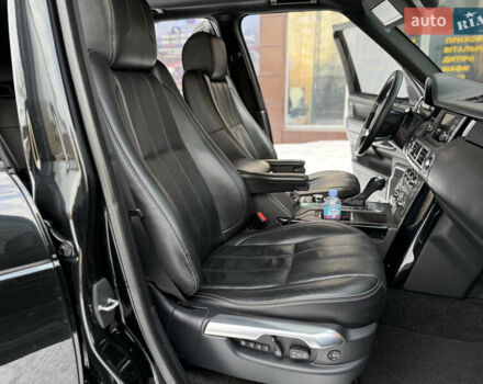 Чорний Ленд Ровер Рендж Ровер, об'ємом двигуна 5 л та пробігом 212 тис. км за 13999 $, фото 32 на Automoto.ua