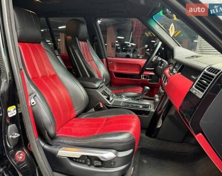 Чорний Ленд Ровер Рендж Ровер, об'ємом двигуна 5 л та пробігом 202 тис. км за 19990 $, фото 11 на Automoto.ua