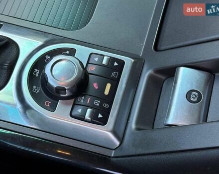 Чорний Ленд Ровер Рендж Ровер, об'ємом двигуна 3.6 л та пробігом 280 тис. км за 18290 $, фото 27 на Automoto.ua