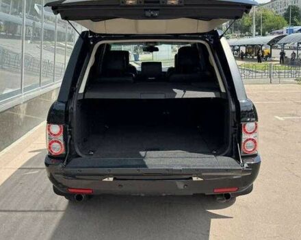 Черный Ленд Ровер Рендж Ровер, объемом двигателя 5 л и пробегом 156 тыс. км за 12500 $, фото 8 на Automoto.ua