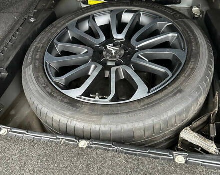 Черный Ленд Ровер Рендж Ровер, объемом двигателя 5 л и пробегом 168 тыс. км за 15900 $, фото 42 на Automoto.ua