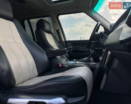 Чорний Ленд Ровер Рендж Ровер, об'ємом двигуна 5 л та пробігом 179 тис. км за 15800 $, фото 16 на Automoto.ua