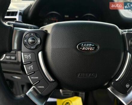 Чорний Ленд Ровер Рендж Ровер, об'ємом двигуна 5 л та пробігом 179 тис. км за 15800 $, фото 10 на Automoto.ua