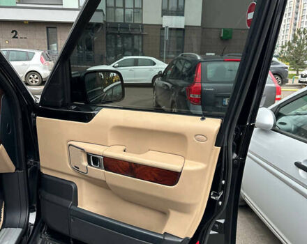 Черный Ленд Ровер Рендж Ровер, объемом двигателя 5 л и пробегом 168 тыс. км за 15900 $, фото 17 на Automoto.ua