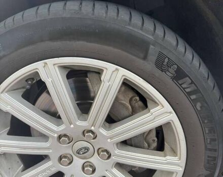 Чорний Ленд Ровер Рендж Ровер, об'ємом двигуна 5 л та пробігом 348 тис. км за 14700 $, фото 10 на Automoto.ua