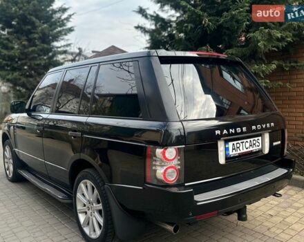 Чорний Ленд Ровер Рендж Ровер, об'ємом двигуна 5 л та пробігом 200 тис. км за 10999 $, фото 16 на Automoto.ua