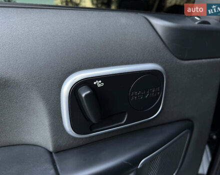 Ленд Ровер Рендж Ровер 2010 у Івано-Франківську на Automoto.ua Чорний Ленд Ровер Рендж Ровер, об'ємом двигуна 5 л та пробігом 250 тис. км за 12950 $, фото 23 на Automoto.ua