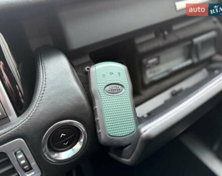 Черный Ленд Ровер Рендж Ровер, объемом двигателя 5 л и пробегом 212 тыс. км за 12999 $, фото 41 на Automoto.ua