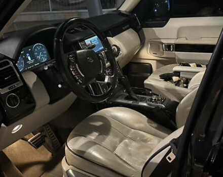 Чорний Ленд Ровер Рендж Ровер, об'ємом двигуна 5 л та пробігом 185 тис. км за 12500 $, фото 14 на Automoto.ua