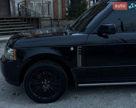 Черный Ленд Ровер Рендж Ровер, объемом двигателя 5 л и пробегом 215 тыс. км за 12999 $, фото 12 на Automoto.ua