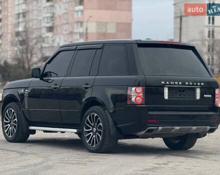 Чорний Ленд Ровер Рендж Ровер, об'ємом двигуна 5 л та пробігом 189 тис. км за 13300 $, фото 4 на Automoto.ua
