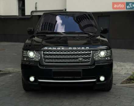 Чорний Ленд Ровер Рендж Ровер, об'ємом двигуна 5 л та пробігом 250 тис. км за 12500 $, фото 3 на Automoto.ua