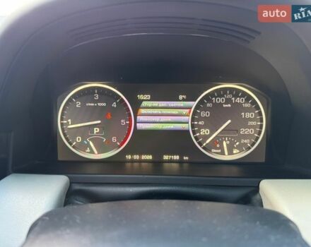 Чорний Ленд Ровер Рендж Ровер, об'ємом двигуна 3.63 л та пробігом 327 тис. км за 14900 $, фото 10 на Automoto.ua