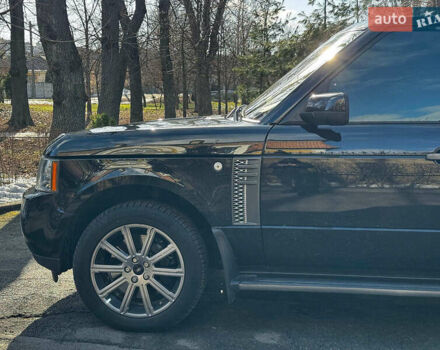 Чорний Ленд Ровер Рендж Ровер, об'ємом двигуна 5 л та пробігом 280 тис. км за 15490 $, фото 11 на Automoto.ua