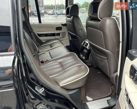 Чорний Ленд Ровер Рендж Ровер, об'ємом двигуна 5 л та пробігом 182 тис. км за 15999 $, фото 13 на Automoto.ua