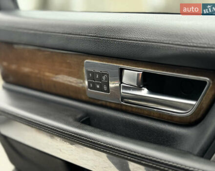 Черный Ленд Ровер Рендж Ровер, объемом двигателя 3 л и пробегом 252 тыс. км за 14500 $, фото 23 на Automoto.ua